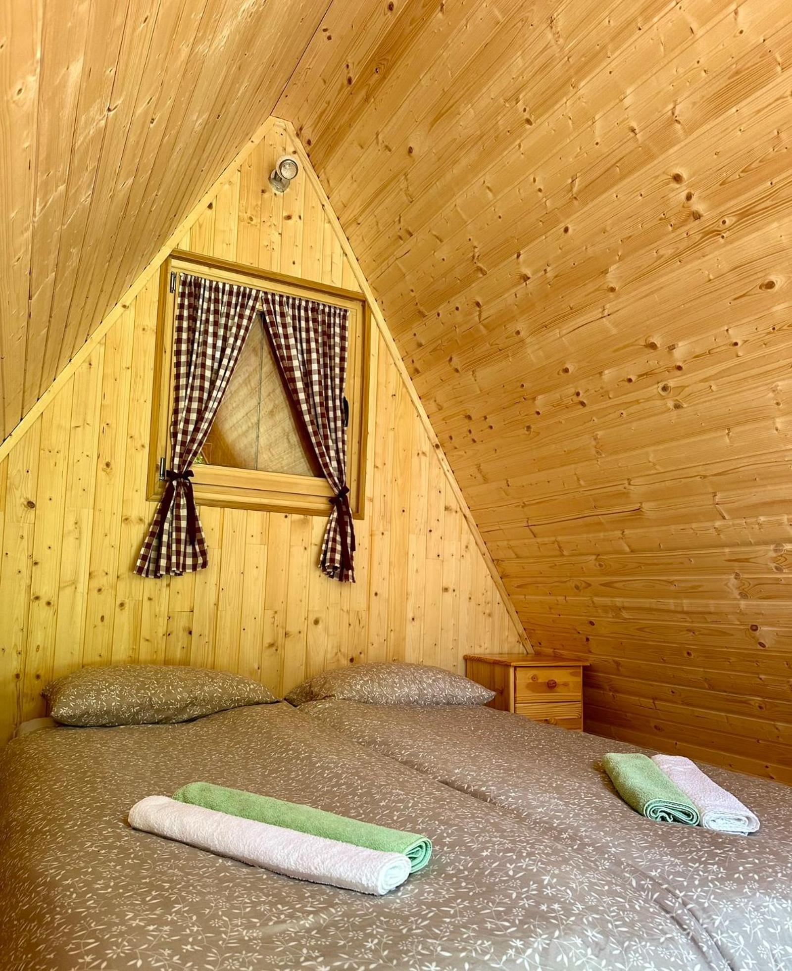 Hotel Glamping Krn Kobarid Exterior foto